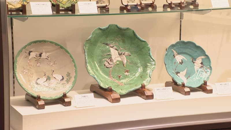 明治・大正期に生産された陶磁器を一堂に 美術館で企画展　ひょっとこの口が注ぎ口になった土瓶なども