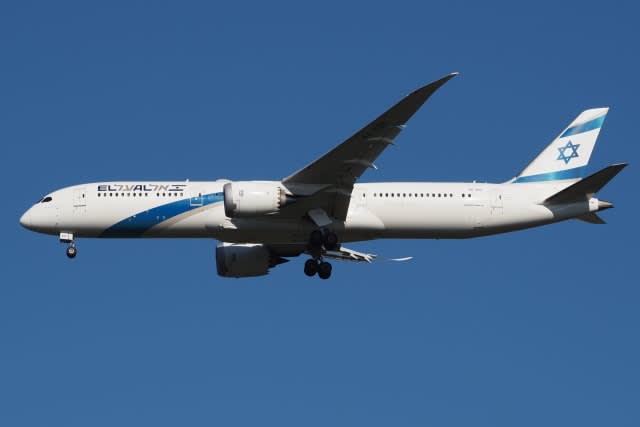 Suspended El Al Israel Airlines, additional flights departing from Tel Aviv on the 30th and Narita on the 31st