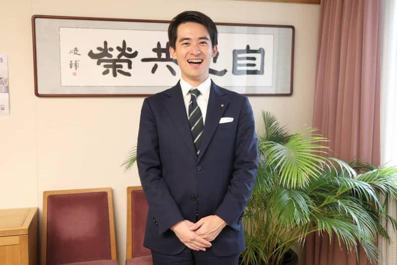 "Let's go vote" alone "doesn't mean much" Ashiya Takashima, the youngest mayor at 26 years old, thinks about "young people's political participation"