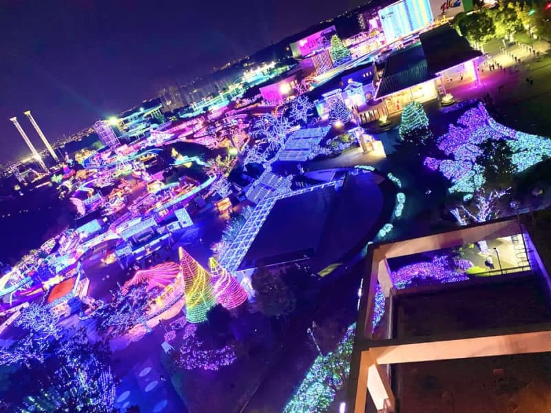 [Here is the spot where you can see the Yomiuri Land jewel illuminations] Recommended is the Ferris wheel! “Jewellumination” No….