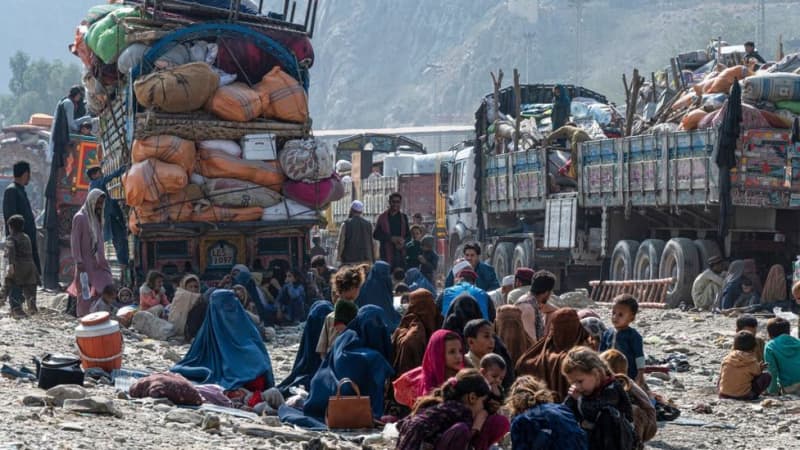 タリバンから逃れたアフガン難民、パキスタンが強制送還　「人権の大惨事」を国連が懸念