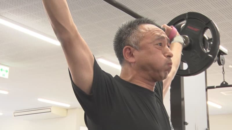 うちの警察署長は“力持ち”　「重量挙げ」の全国大会で優勝　県民の安全守りつつ、トレーニングに励む