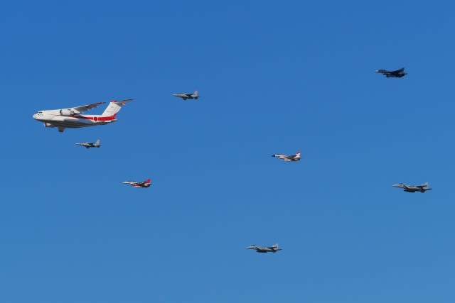An amazing “large formation”!ASDF conducts pre-training for “Gifu Air Base Air Festival 11” on November 12th