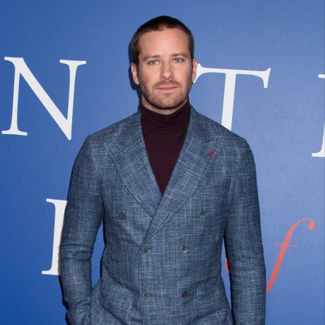 Armie Hammer vuelve a Instagram sonriente y dis…