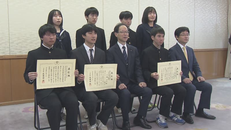 高校生7人に県民表彰　 囲碁、物理、家庭クラブで日本一　大分