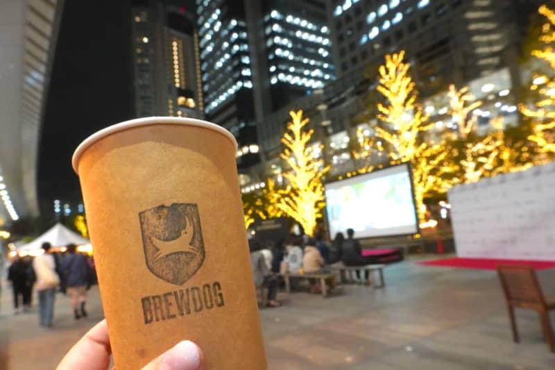 [Free admission] Watch a classic movie with a beer in front of Shinagawa Station!“Shinagawa International Film Festival” where you can also enjoy kitchen car gourmet food