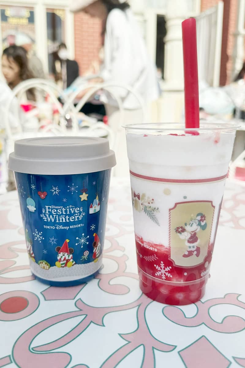 Check out Lillinlin's "Souvenir Tumbler"!Disney Christmas Limited “Strawberry Milk Tasty”