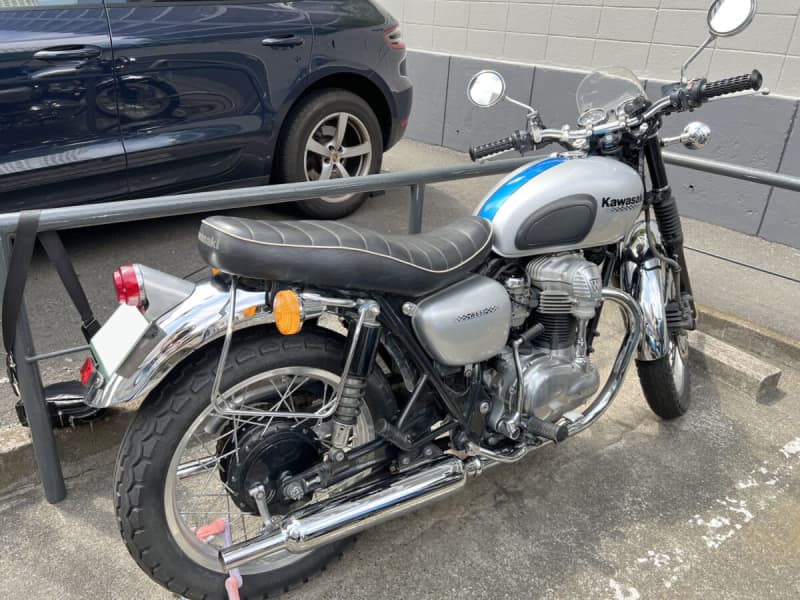 レトロな大人バイクを相棒に！街乗りも高速も快適な乗り心地　W650【みんなのバイク】