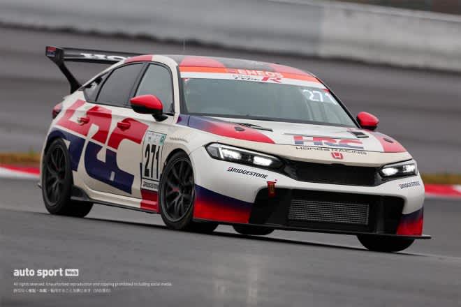 Team HRC's CIVIC TYPE R CNF-R made further improvements at S-Tai Round 7 Fuji. “F1 style…