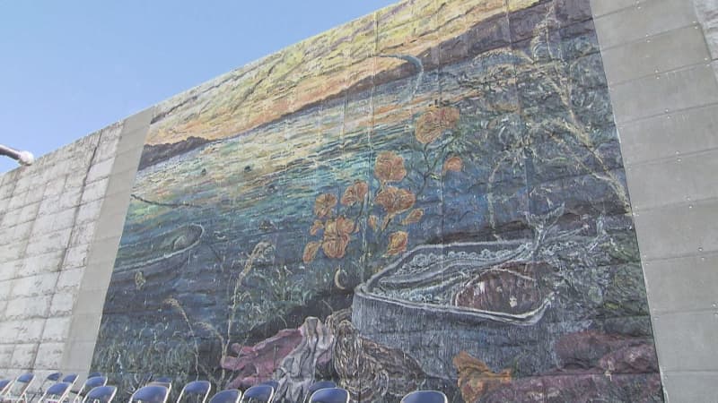 「町全体が美術館」海が見えなくなった海岸線にアート描く…壁画でよみがえる地域の文化と伝統【宮城】