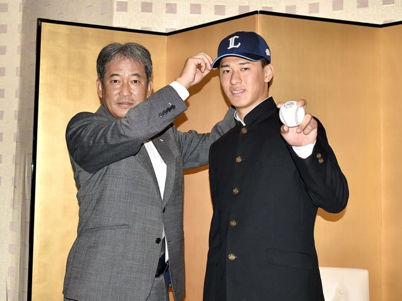 [Seibu] Haruki Sugiyama, 3rd pick in the draft, signs tentative contract. Goal: Most wins: ``I want to get a shutout and lead the team to victory.''