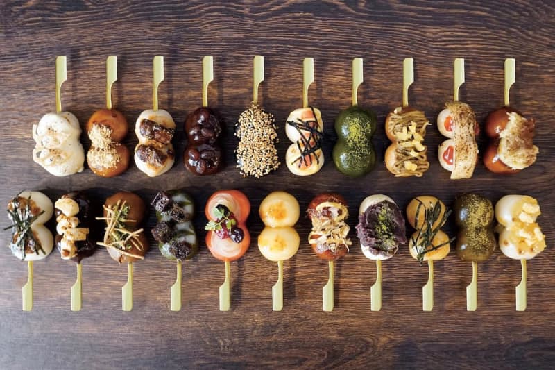 21 types of dango are now available!“Dango Fair” held at a Japanese cafe in Tennoji, Osaka