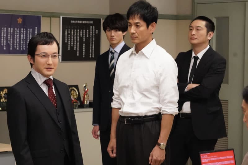 Yousuke Asari plays an administrator who knows about Ichiyen's (Kanna Hashimoto) past, while Wednesday's Campanella Utaha plays the role of a genius hacker in ``Tokume...