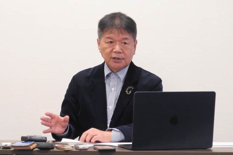Nobuyuki Shochiku, who was expelled from the Communist Party, faces a court battle after his reexamination was rejected ``Because of students who wanted to support the party...'' Merit for withdrawing...