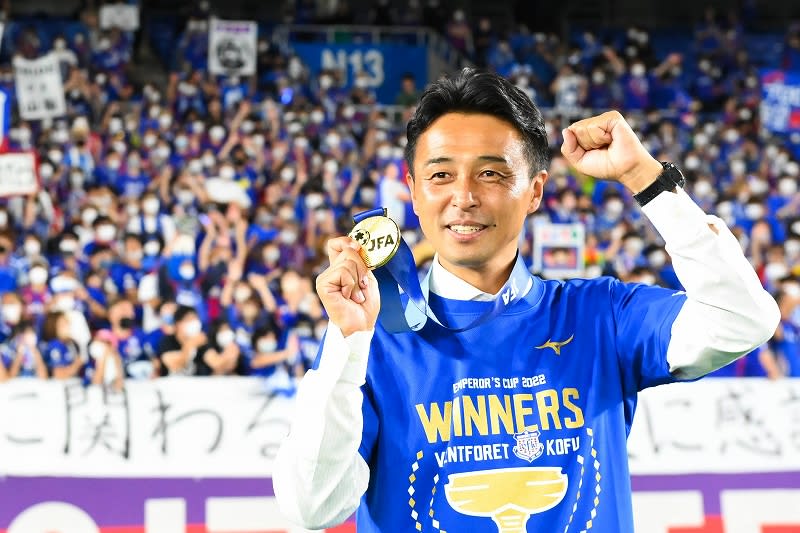 【J2リーグ監督人事一覧】吉田達磨氏の去就に注目集まる、徳島は続投要請…。J1昇格の磐田、横内…