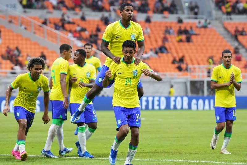 He fired a total of 81 shots! ...Young Brazil national team, shocking 17-shot victory at U-9 World Cup