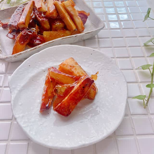 Crispy and delicious!“Sweet Potato Candy” can be made ahead of time and stored in the freezer.