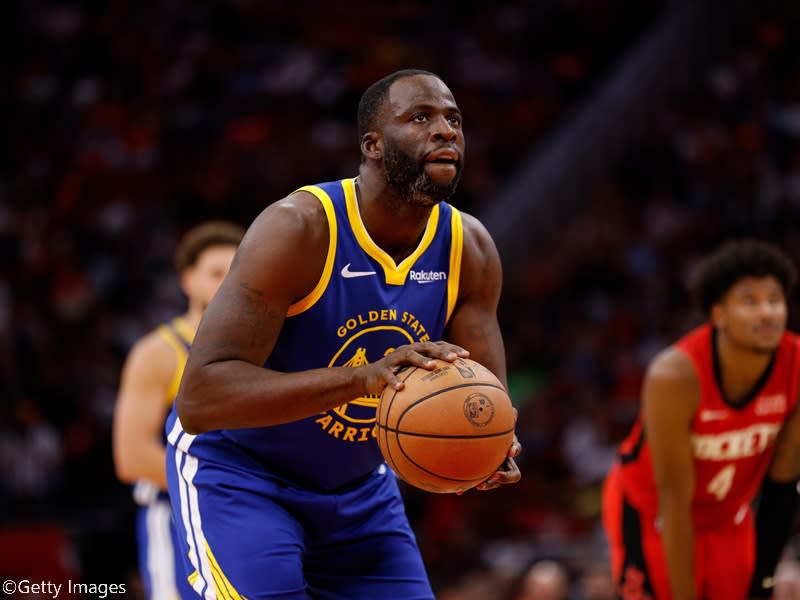 NBAがゴベアに“ヘッドロック”をかけたドレイモンド・グリーンへ5試合の出場停止処分