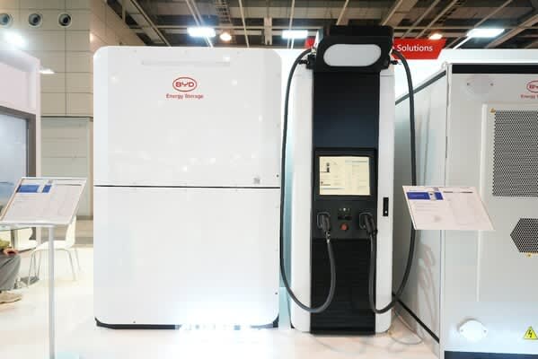 XChargeの電池一体型EV充電器Net Zero Seriesが日本でデビュー