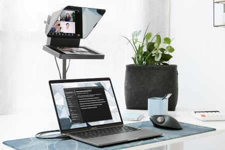 Teleprompter with built-in monitor and compatible with multiple cameras, from SB C&S