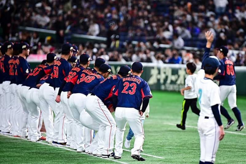 「日本の観客はクレイジーだ」　豪州代表、東京Dで目撃した日本野球伝統の応援スタイルに衝撃