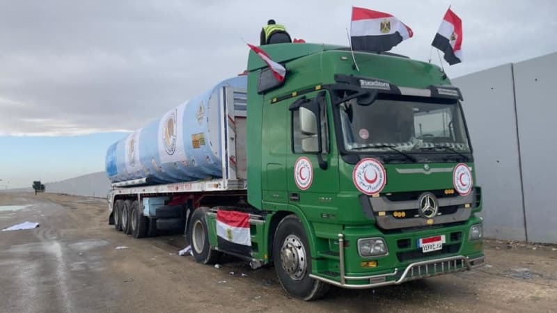 Israel allows fuel to be delivered to Gaza, two truckloads a day; 'considerable pressure' from US government
