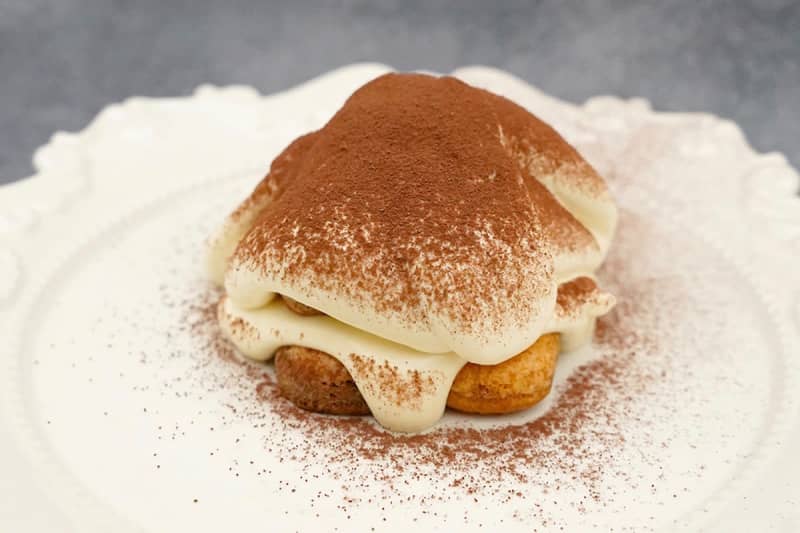 We also have melty raw tiramisu and bomboloni!An Italian cafe and bar opens in Umeda