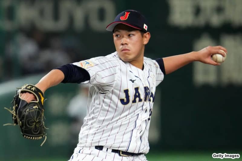 SAMURAI JAPAN's Yukaede Nemoto calls for a counterattack as a great relief player Nippon-Ham's 20-year-old plays an impressive 3 innings without giving up 4K
