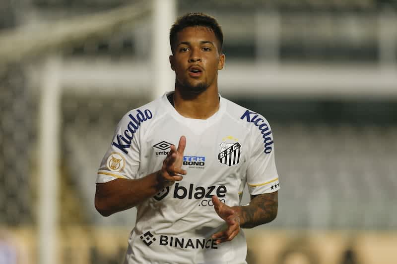 Are Arsenal, Manchester United, etc. interested in Santos' U-20 Brazilian national team forward? He has scored 54 goals in all competitions.