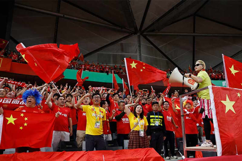 “Unmannered, laser, grass…” Occurred during the match against South Korea…Opponent country’s media also criticized China’s rough play and supporters’ behavior