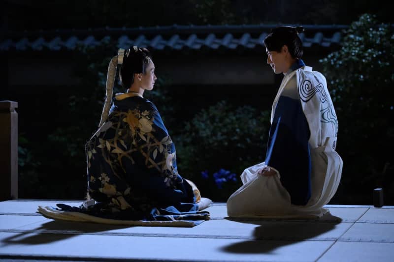``Ooku'' ``Iesada'' Reika Aiki's hope, which was cut off mid-way, goes to the 14th shogun, Iemochi