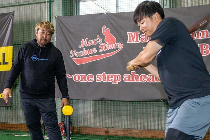靱帯損傷、肘曲がらず「ボロボロ」　野球断念→敏腕トレーナー生んだ“無念の経験”