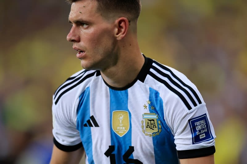 To make up for Gabi's absence... Are Barca targeting the Argentina national team midfielder?