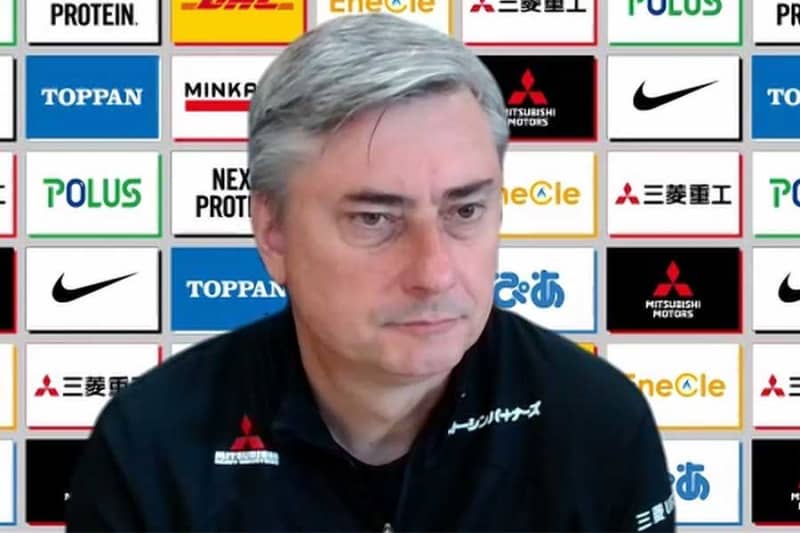Urawa coach Scoruja talks about retiring at the end of this season: ``It was a difficult decision because I was having a good time.''
