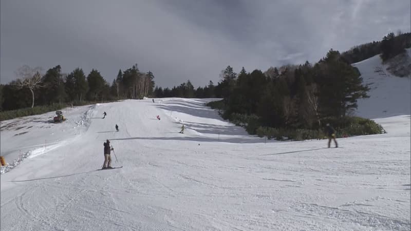 日本で一番標高が高いスキー場がようやくオープン　横手山スキー場　待ちわびたファ…
