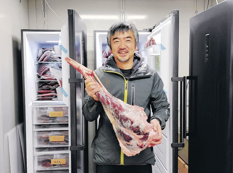 Supporting athletes with venison Mr. Ishibatake from Oyabe (former member of the Tonami High School Rugby Club)