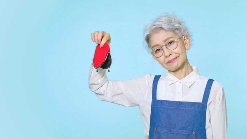 Are you on the verge of poverty in old age? How many people in their 60s have 0 yen in savings in Japan?