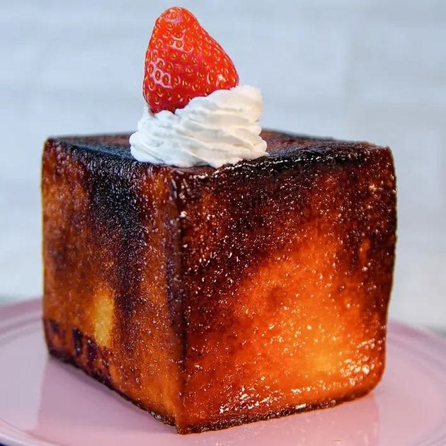 【食パン一斤丸ごとドーーーン！】一度やってみたかった！夢の食パン丸ごとレシピ3選