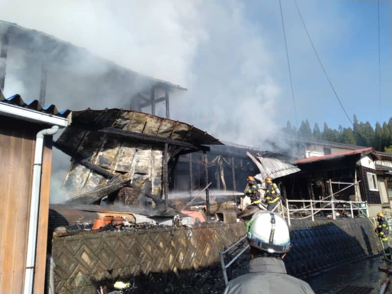 ⚡｜ [Breaking News] House fire in Yoshikawa, Wakasa-cho, Tottori Prefecture Unable to contact residents