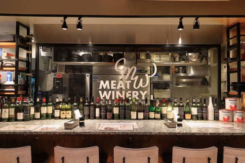 秋葉原の『Meat Winery』は熟成肉とワインを楽しむ大人の憩いの場