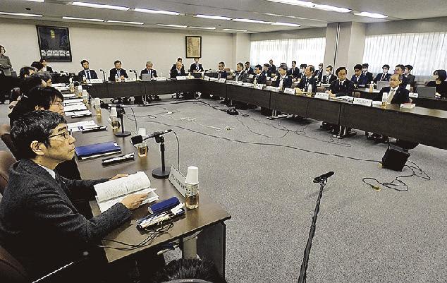 政府有識者会議／外国人育成・就労制度を大筋で了承、転籍要件は原則１年超
