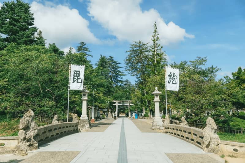 A trip to Yamagata where you can enjoy Yamagata's nature and improve your skin's luster with gourmet food, delicious sake, and hot springs ~ 1 night and 2 days ~