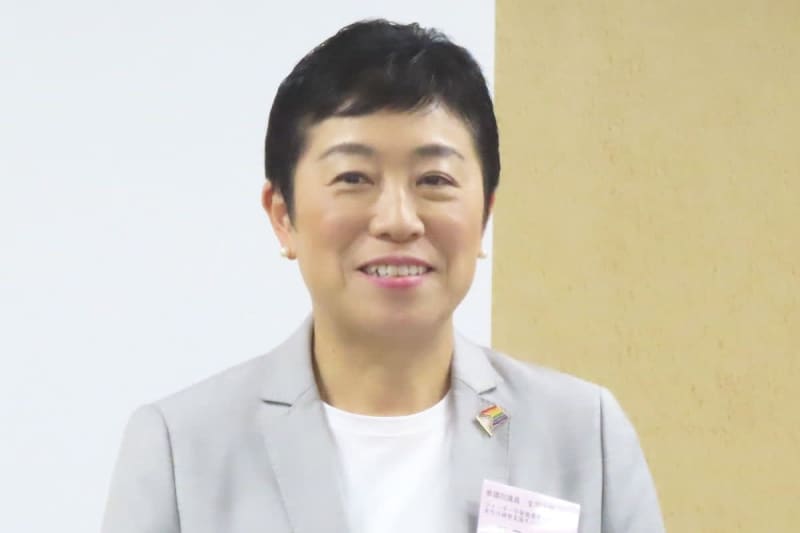 Kiyomi Tsujimoto: ``I'm saddened by the death of Mr. Abe'' Disappointed by Prime Minister Kishida's ``empty'' behavior