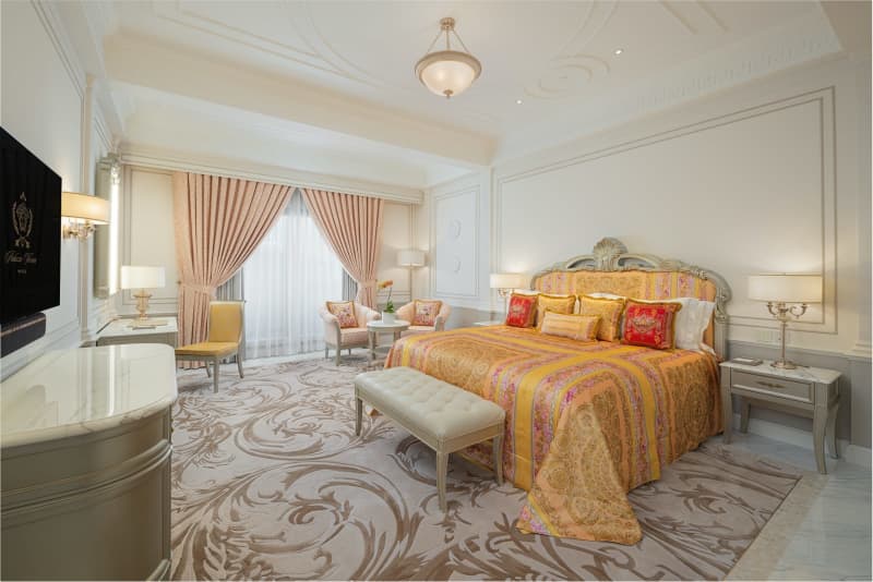 New hotel “Palazzo Versace Macau” soft opening… inside IR “Grand Lisboa Palace”