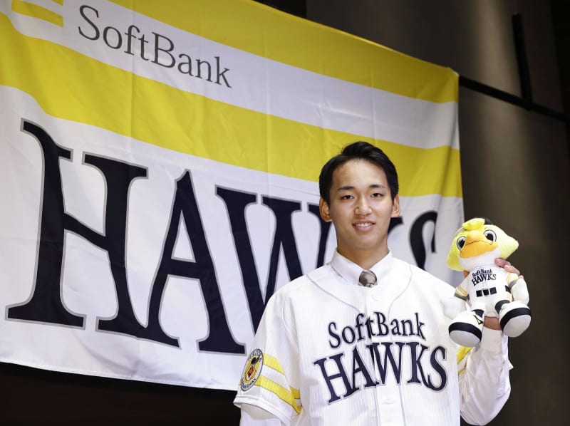 Softbank agrees with Maeda to become a future ace