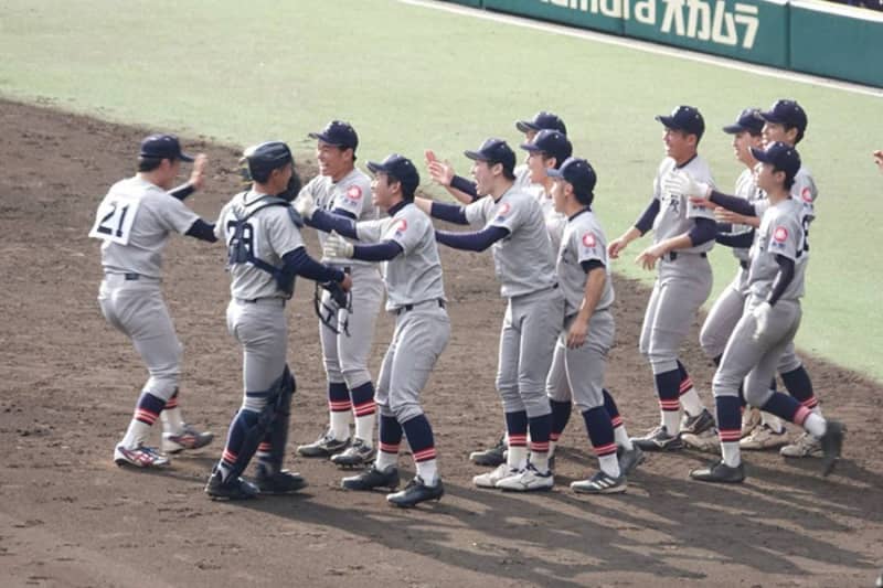 Three years ago, when their dreams were crushed, they were able to recover. The “tragedy generation” kept moving forward after losing their hopes at Koshien.