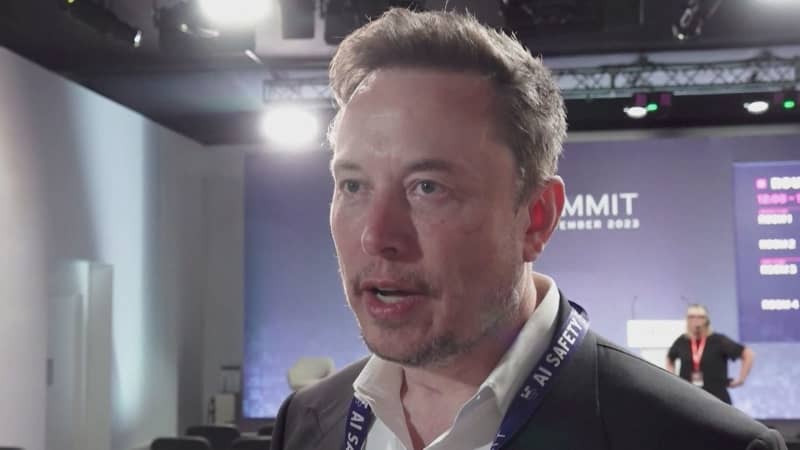Musk apologizes for posting in support of anti-Semitism, says "fuck you" to companies that withheld ads for Mr.