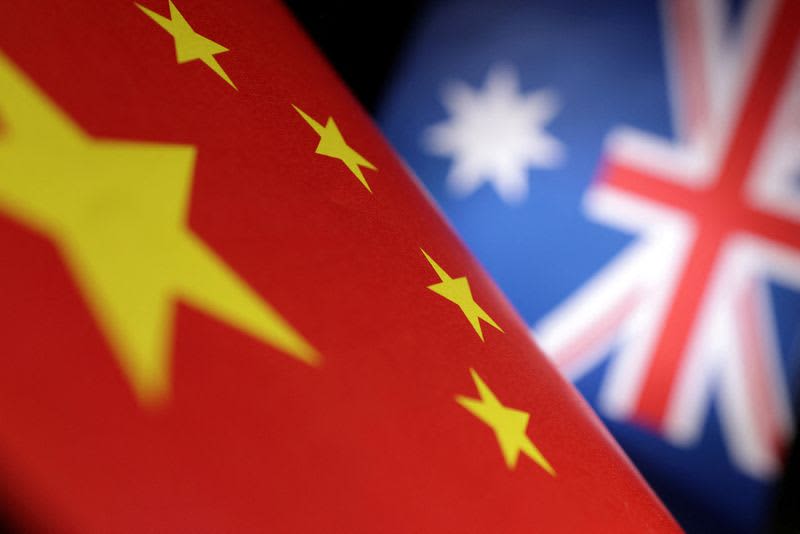 China revises tariffs on Australian wine, hoping to eliminate tariffs following barley