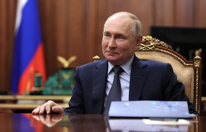 プーチン氏、12月14日に年次会見　大統領選出馬表明か