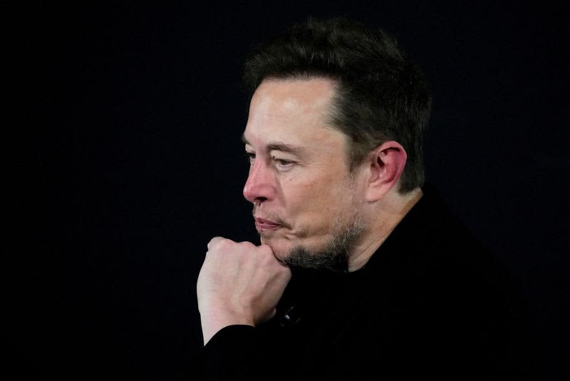 Analysts expect more advertisers to withdraw from X due to Musk's abuse
